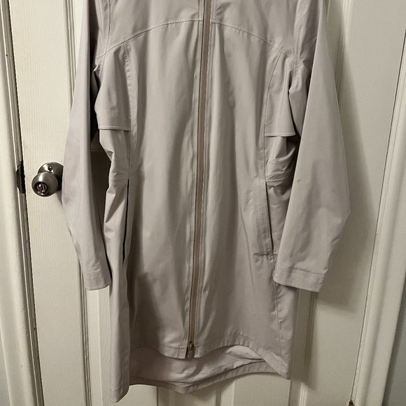 Women's Lululemon Raincoat with Storm Shield - Picture 2 of 5